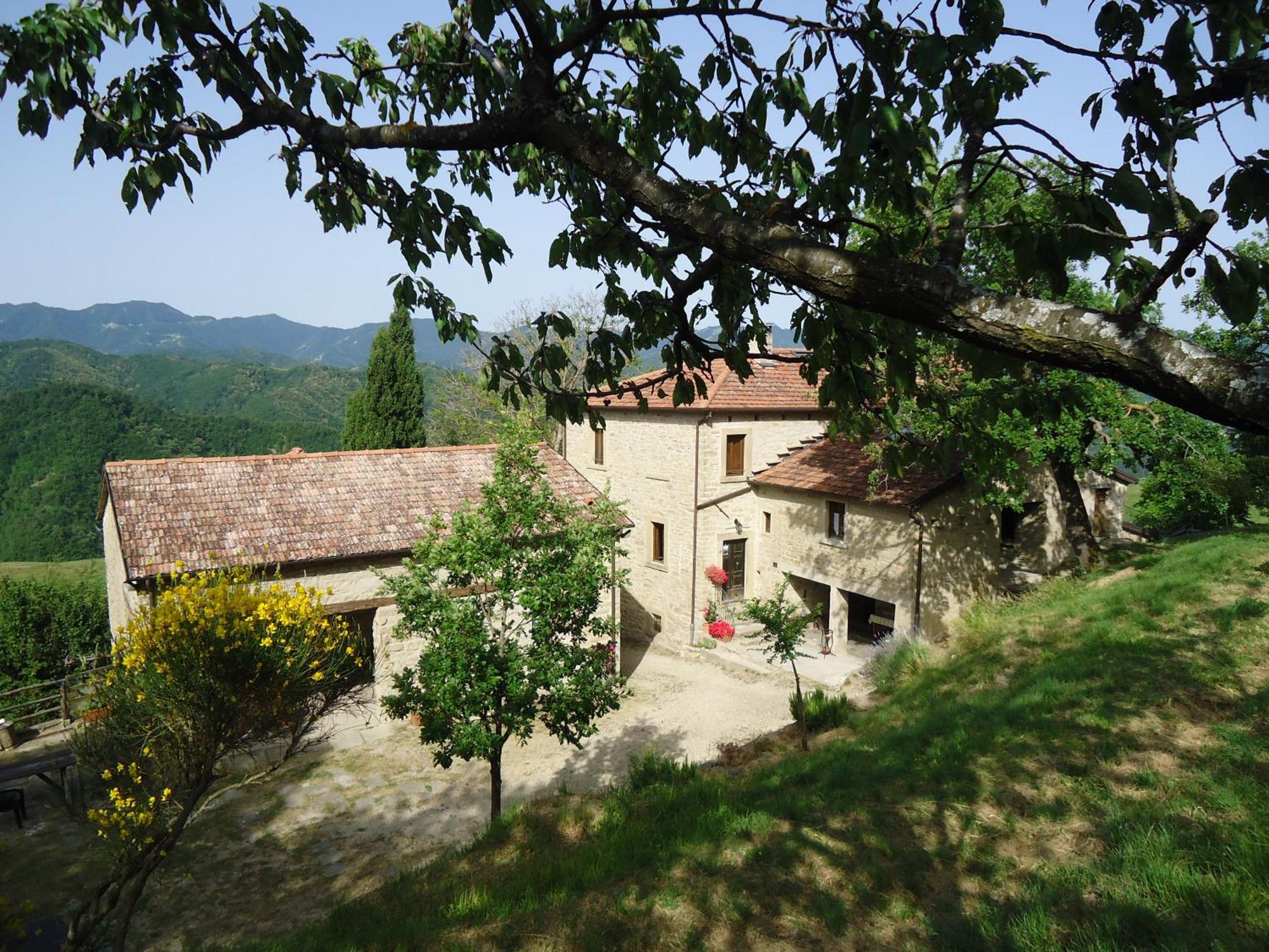 Agriturismo I Monti Di Salecchio 팔라쭐로술세뇨 외부 사진
