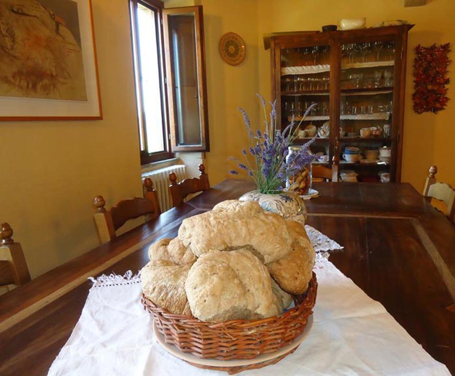 Agriturismo I Monti Di Salecchio 팔라쭐로술세뇨 외부 사진