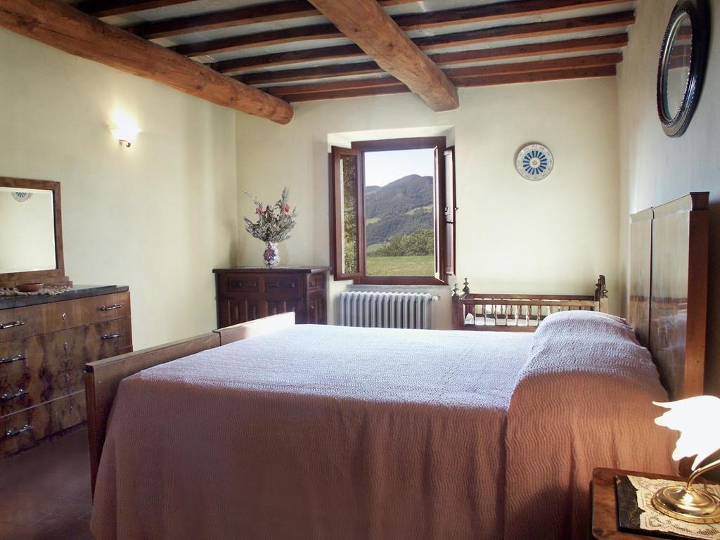 Agriturismo I Monti Di Salecchio 팔라쭐로술세뇨 객실 사진