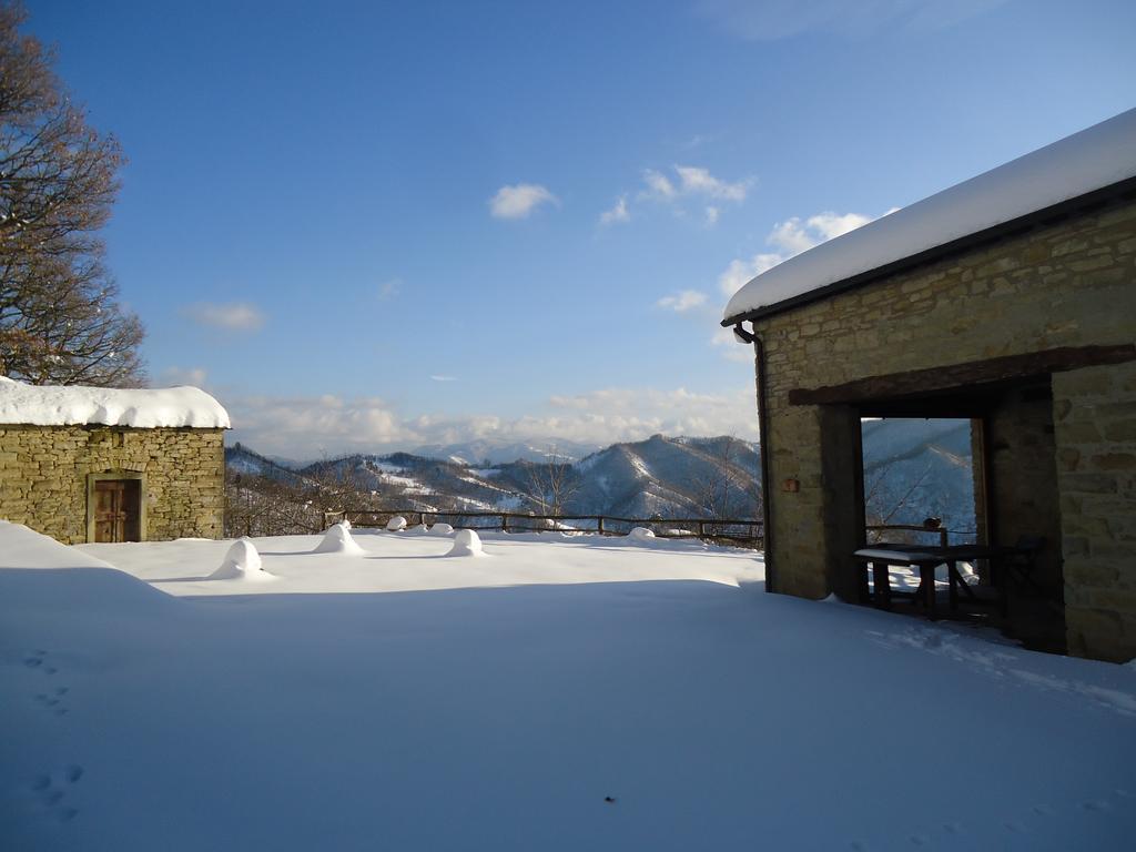 Agriturismo I Monti Di Salecchio 팔라쭐로술세뇨 외부 사진