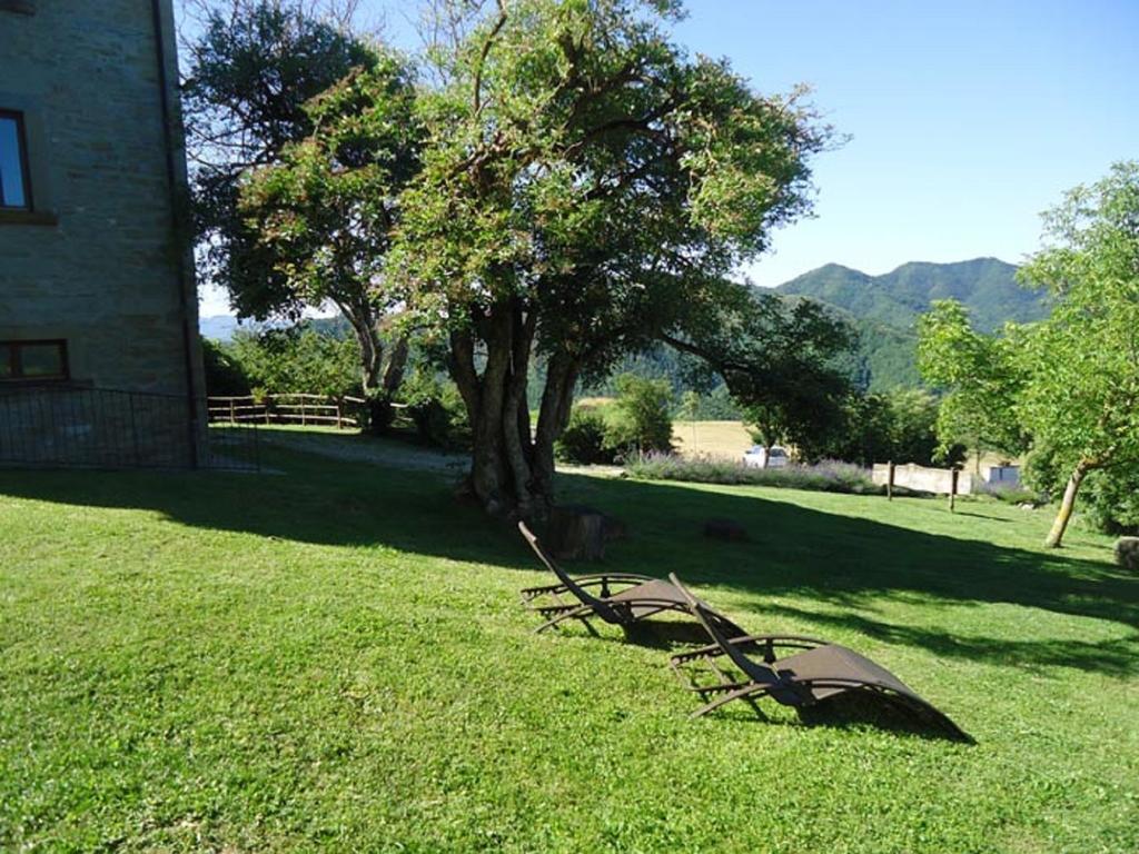 Agriturismo I Monti Di Salecchio 팔라쭐로술세뇨 외부 사진
